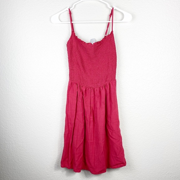 H&M Dresses & Skirts - 🌻 H&M | Watermelon Shirred Summer Dress